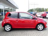 Renault Twingo bei Sportwagen.expert - Abbildung (6 / 15) Renault Twingo bei Sportwagen.expert - Abbildung (6 / 15)
