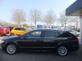 Skoda Superb bei Sportwagen.expert - Abbildung (2 / 15)