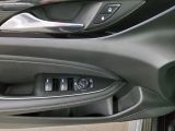 Opel Insignia bei Sportwagen.expert - Abbildung (8 / 14)