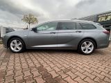 Opel Insignia bei Sportwagen.expert - Abbildung (8 / 15)