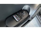 Mini Cooper bei Sportwagen.expert - Abbildung (13 / 15)