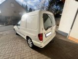 VW Caddy bei Sportwagen.expert - Abbildung (2 / 15)