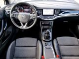 Opel Astra bei Sportwagen.expert - Abbildung (10 / 14)