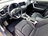 Kia Ceed bei Sportwagen.expert - Abbildung (8 / 14)