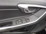 Volvo S60 bei Sportwagen.expert - Abbildung (9 / 15)