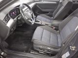 VW Passat bei Sportwagen.expert - Abbildung (9 / 15)