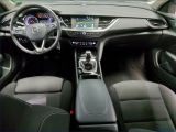 Opel Insignia bei Sportwagen.expert - Abbildung (5 / 13)