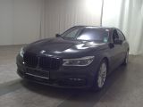 BMW 7er bei Sportwagen.expert - Abbildung (2 / 15) BMW 7er bei Sportwagen.expert - Abbildung (2 / 15)