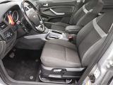 Ford Kuga bei Sportwagen.expert - Abbildung (8 / 15)