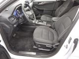 Ford Kuga bei Sportwagen.expert - Abbildung (8 / 15)