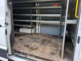 VW Crafter bei Sportwagen.expert - Abbildung (12 / 15)