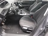Peugeot 308 bei Sportwagen.expert - Abbildung (8 / 15)