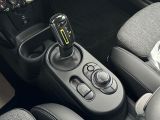 Mini Cooper bei Sportwagen.expert - Abbildung (13 / 15)