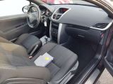 Peugeot 207 bei Sportwagen.expert - Abbildung (8 / 15)