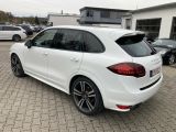 Porsche Cayenne bei Sportwagen.expert - Abbildung (4 / 11)