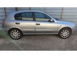 Nissan Almera bei Sportwagen.expert - Abbildung (3 / 10)