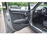 Mini Cooper bei Sportwagen.expert - Abbildung (7 / 15)