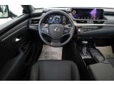 Lexus ES bei Sportwagen.expert - Abbildung (11 / 15)
