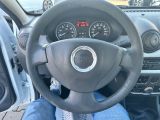 Dacia Sandero bei Sportwagen.expert - Abbildung (14 / 15)