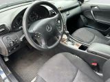 Mercedes-Benz C-Klasse bei Sportwagen.expert - Abbildung (11 / 15)