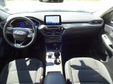 Ford Kuga bei Sportwagen.expert - Abbildung (6 / 15)