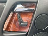 Mercedes-Benz 300 bei Sportwagen.expert - Abbildung (11 / 13) Mercedes-Benz 300 bei Sportwagen.expert - Abbildung (11 / 13)