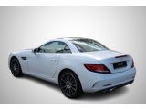 Mercedes-Benz SLC bei Sportwagen.expert - Abbildung (6 / 15)