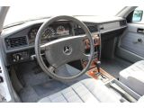 Mercedes-Benz 190 bei Sportwagen.expert - Abbildung (9 / 15)