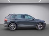 VW Tiguan bei Sportwagen.expert - Abbildung (6 / 15)