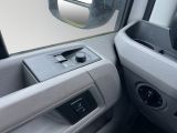 VW Crafter bei Sportwagen.expert - Abbildung (13 / 15)