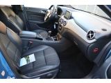 Mercedes-Benz B-Klasse bei Sportwagen.expert - Abbildung (14 / 15)