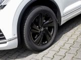 VW Touareg bei Sportwagen.expert - Abbildung (6 / 14)