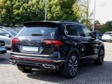 VW Tiguan bei Sportwagen.expert - Abbildung (2 / 15)