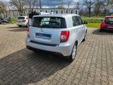 Toyota Urban Cruiser bei Sportwagen.expert - Abbildung (8 / 15)