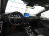 Ford Focus Turnier bei Sportwagen.expert - Abbildung (10 / 15)