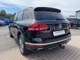 VW Touareg bei Sportwagen.expert - Abbildung (6 / 15)