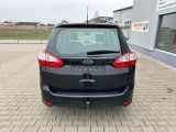 Ford C-MAX bei Sportwagen.expert - Abbildung (6 / 15)