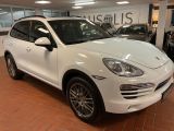 Porsche Cayenne bei Sportwagen.expert - Abbildung (2 / 10)