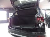 VW T-Cross bei Sportwagen.expert - Abbildung (15 / 15)