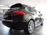 Porsche Cayenne bei Sportwagen.expert - Abbildung (6 / 15)