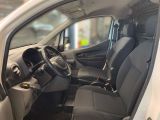 Nissan E-NV200 bei Sportwagen.expert - Abbildung (9 / 15)