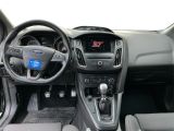 Ford Focus bei Sportwagen.expert - Abbildung (8 / 15)