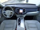 Volvo XC90 bei Sportwagen.expert - Abbildung (8 / 15)