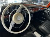 Mercedes-Benz 280 bei Sportwagen.expert - Abbildung (6 / 11)