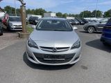 Opel Astra bei Sportwagen.expert - Abbildung (2 / 15)