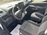 Opel Combo bei Sportwagen.expert - Abbildung (9 / 15)