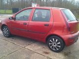 Fiat Punto bei Sportwagen.expert - Abbildung (5 / 13)