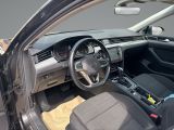 VW Passat bei Sportwagen.expert - Abbildung (8 / 15)