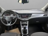 Opel Astra bei Sportwagen.expert - Abbildung (8 / 15)