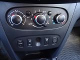 Dacia Sandero bei Sportwagen.expert - Abbildung (12 / 15)